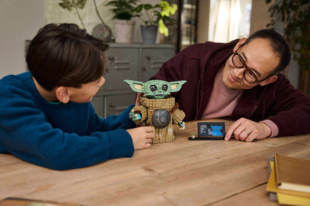 75446 Grogu™ (Mandalorian Apprentice)