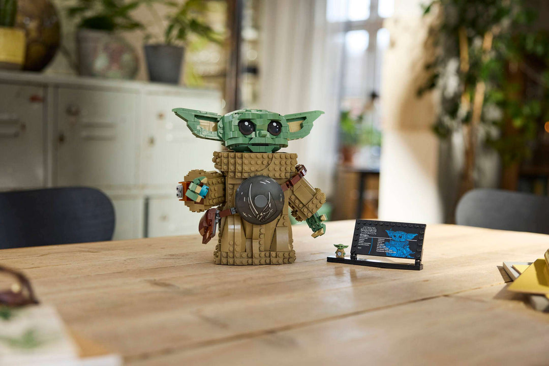 75446 Grogu™ (Mandalorian Apprentice)
