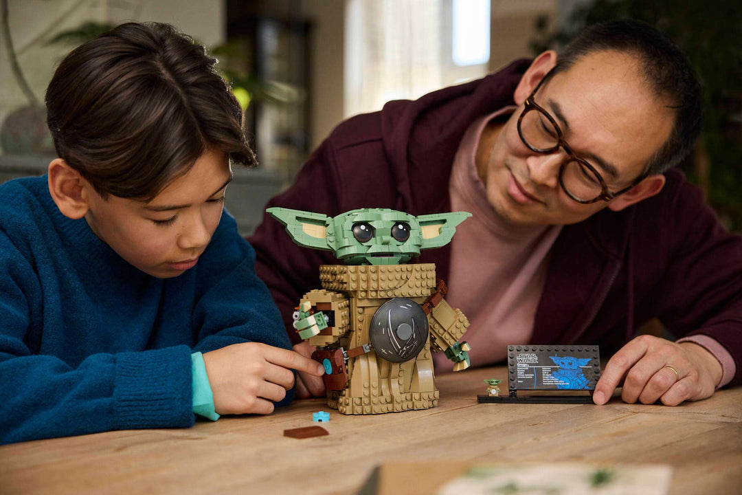 75446 Grogu™ (Mandalorian Apprentice)