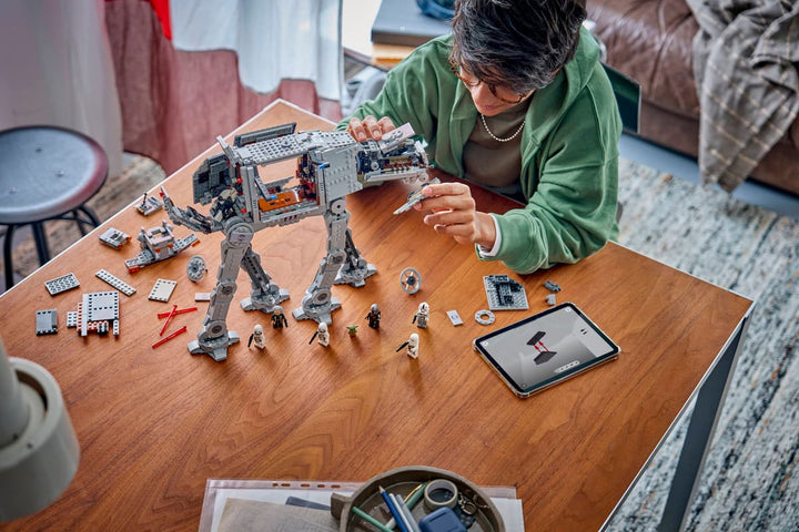 75454 Imperial Remnant AT-AT™ with INT-4