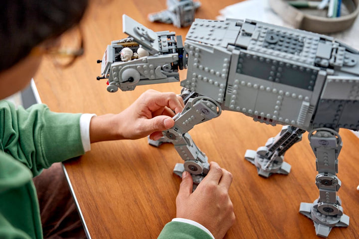 75454 Imperial Remnant AT-AT™ with INT-4
