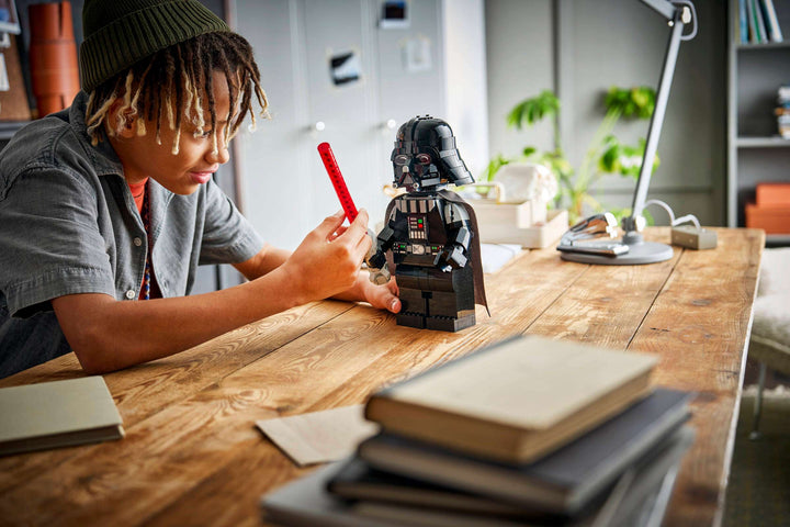 75461 Up-Scaled Darth Vader™ Minifigure