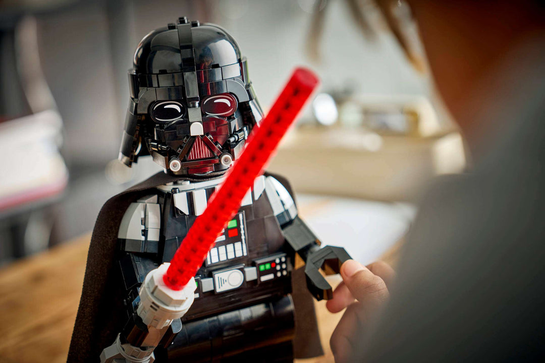 75461 Up-Scaled Darth Vader™ Minifigure