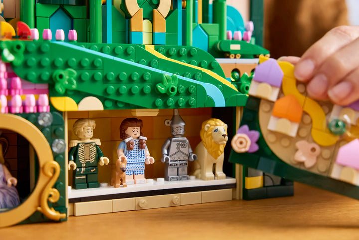 75685 Emerald City Wall Art