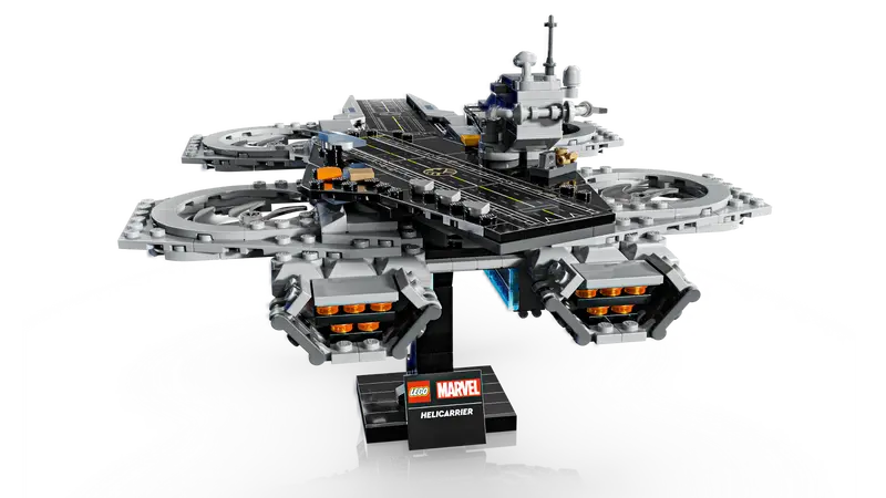 Lego Shield Helicarrier Lego Super Heroes Helicarrier LEGO Marvel