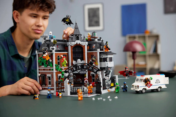 76300 Arkham Asylum™