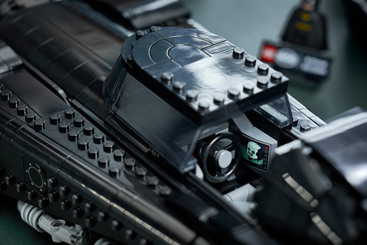 76355 Batman Returns™ Batmobile™