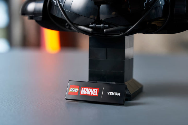 76356 Venom Bust
