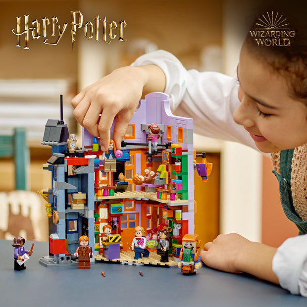  LEGO Harry Potter 76422 - Diagon Alley™: Weasleys' Wizard  Wheezes™ : Toys & Games