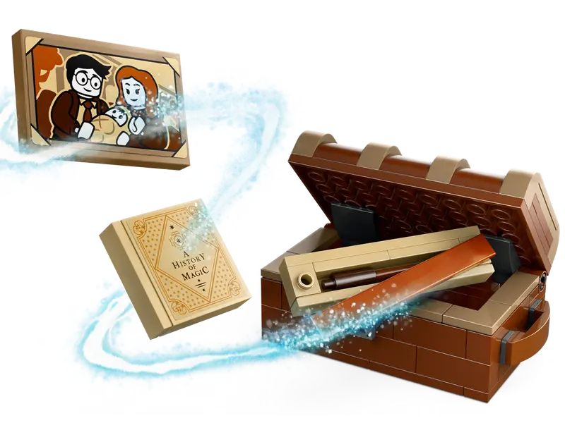 76425 Hedwig™ at Privet Drive – Box Of Bricks - Main Image