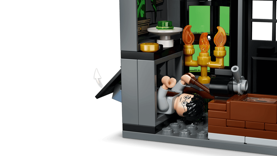 76471 Knockturn Alley™ Wizarding Shops