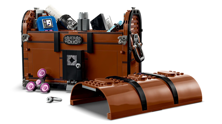 76785 Thing’s Apartment