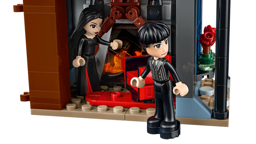 76786 Morticia’s Cottage