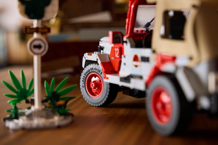 77984 Jurassic Park Jeep® Wrangler