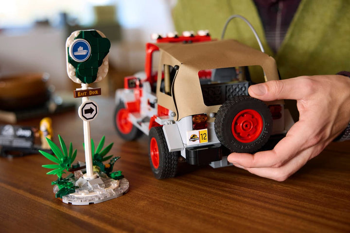 77984 Jurassic Park Jeep® Wrangler