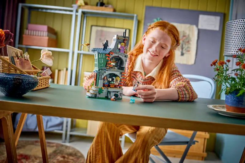 76467 Luna Lovegood's House