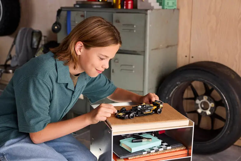 77252 APXGP Team Race Car from F1® The Movie