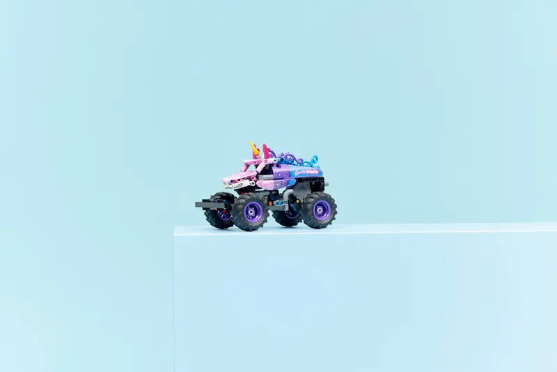 42220 Monster Jam™ Sparkle Smash™ Pull-Back
