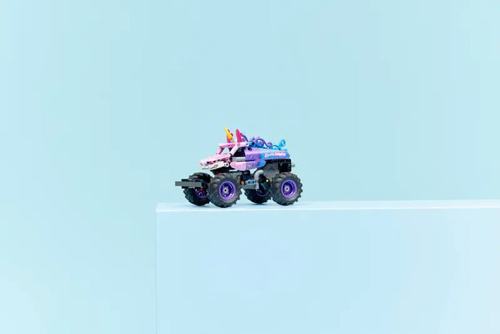 42220 Monster Jam™ Sparkle Smash™ Pull-Back