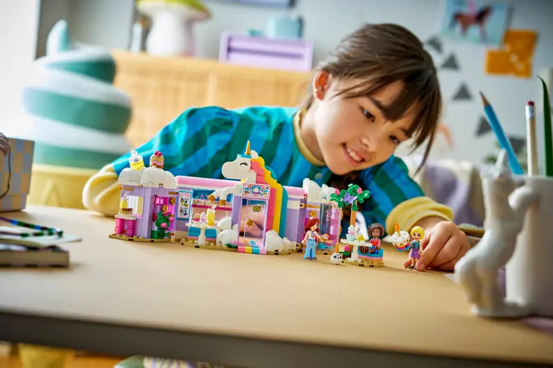 42684 Unicorn Dream Café