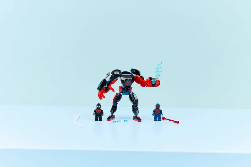 76337 Miles Morales Mech vs. Spider-Man 2099