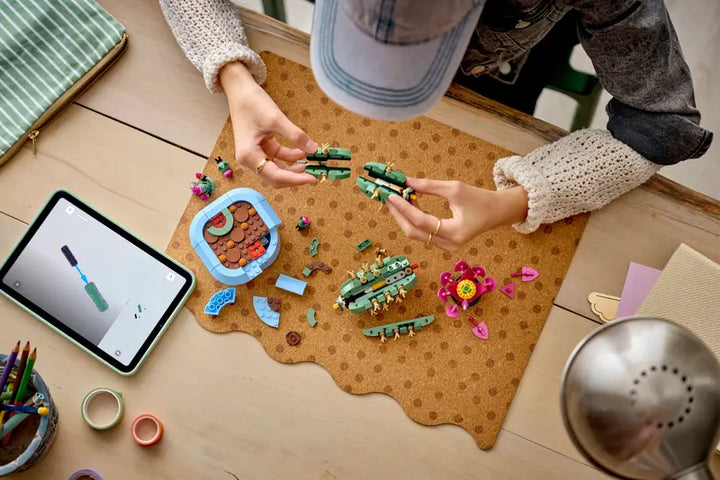 11509 Flowering Cactus