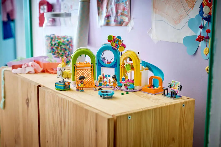42686 Fun Indoor Playground