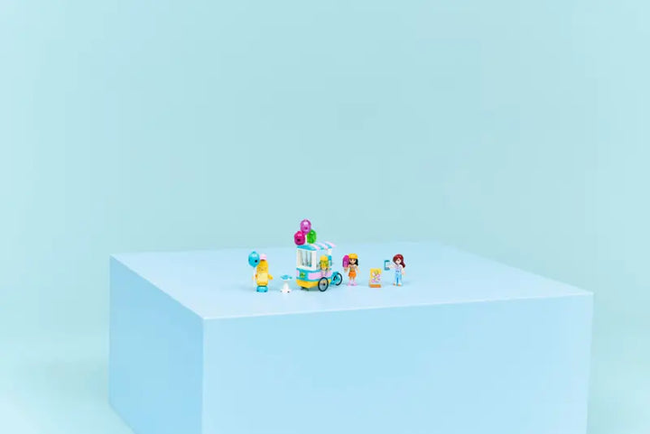 42692 Ice Cream & Balloon Stand