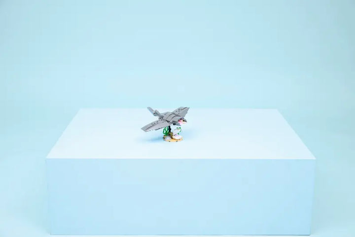 31381 Fierce Shark with a Treasure Chest