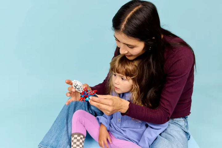 11206 Spidey on his Motorcycle vs. Rhino