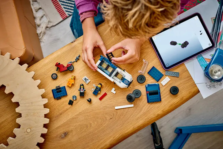 60479 Police Prisoner Transport Van