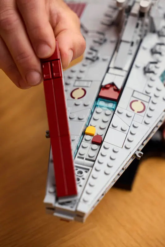 75441 Venator-Class Attack Cruiser™