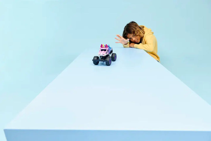 42220 Monster Jam™ Sparkle Smash™ Pull-Back