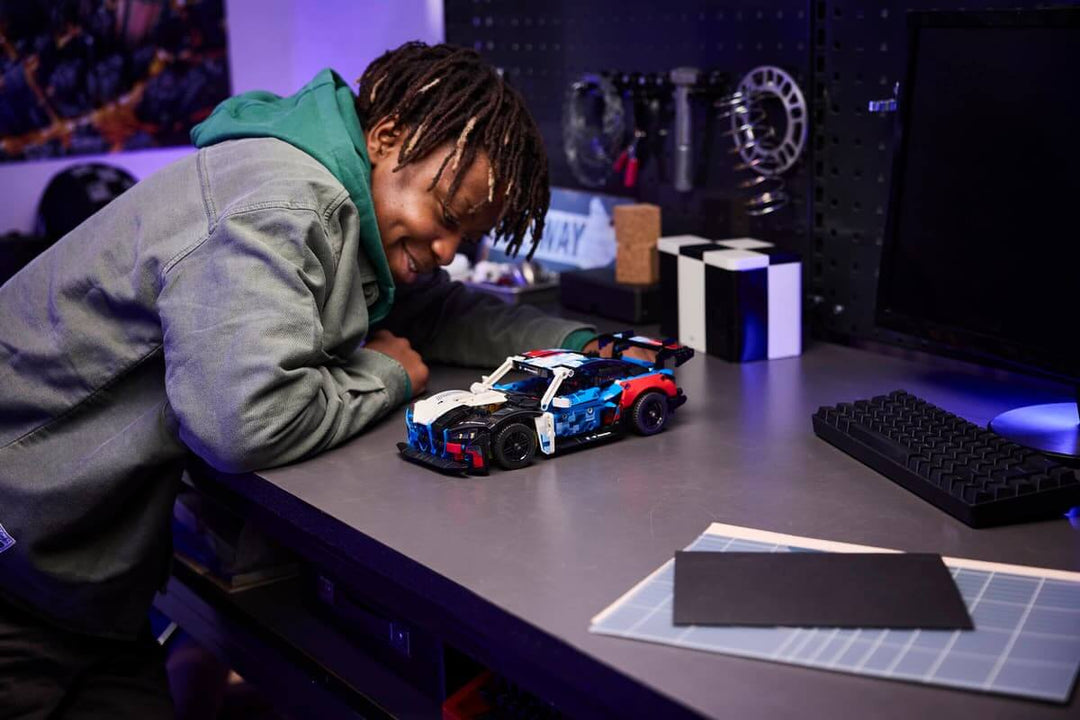 42226 BMW M4 GT3 EVO Race Car