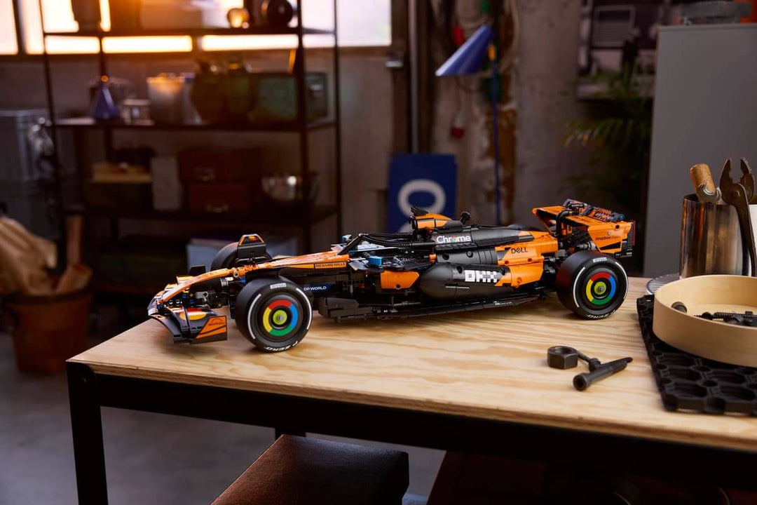 42228 McLaren MCL39 F1® Car
