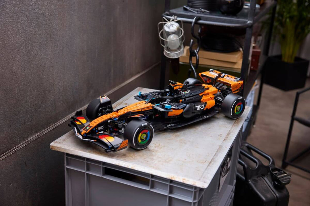 42228 McLaren MCL39 F1® Car