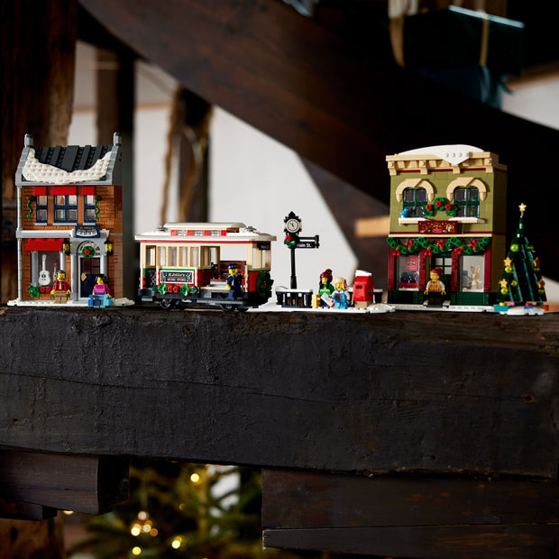 10308 Holiday Main Street
