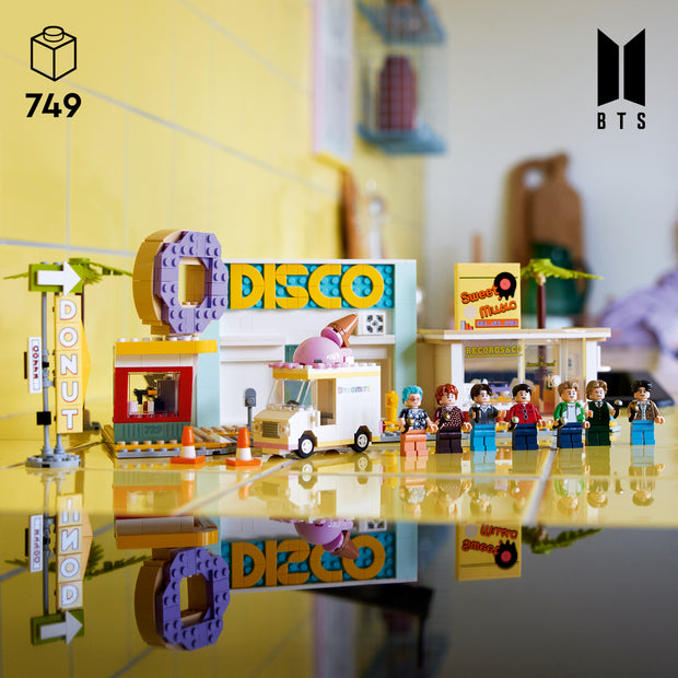 21339 BTS Dynamite