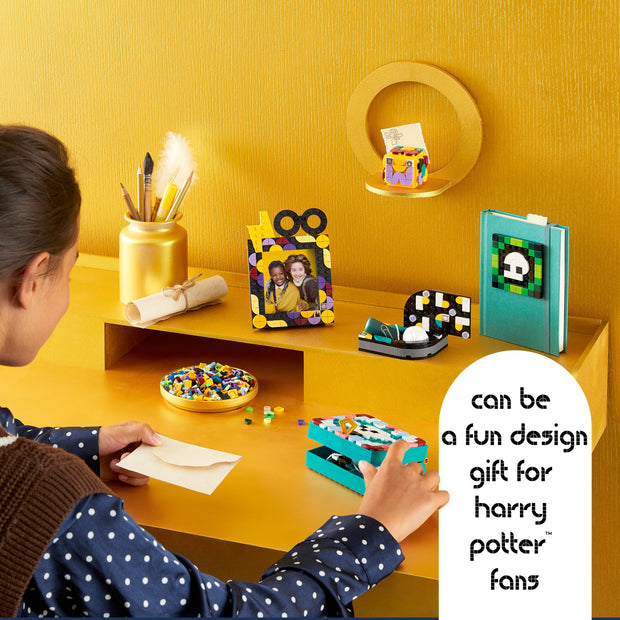 41811 Hogwarts™ Desktop Kit