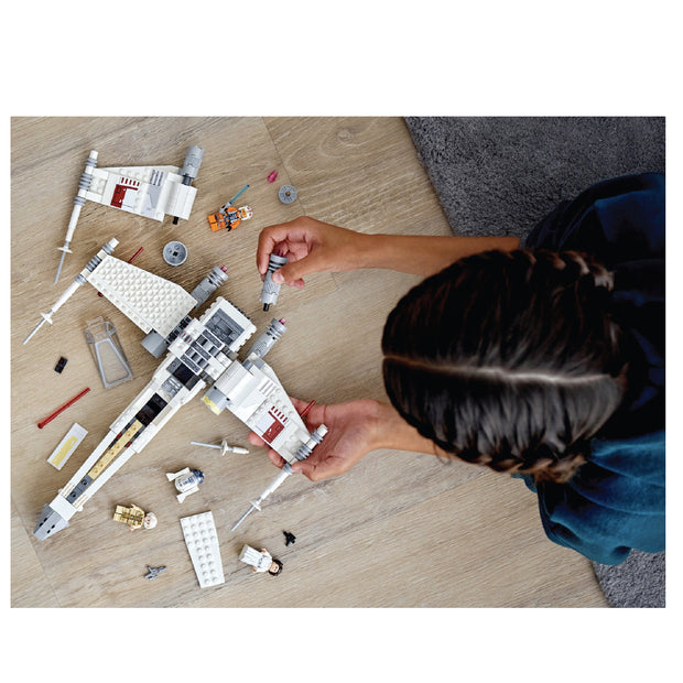 75301 Luke Skywalker’s X-Wing Fighter™