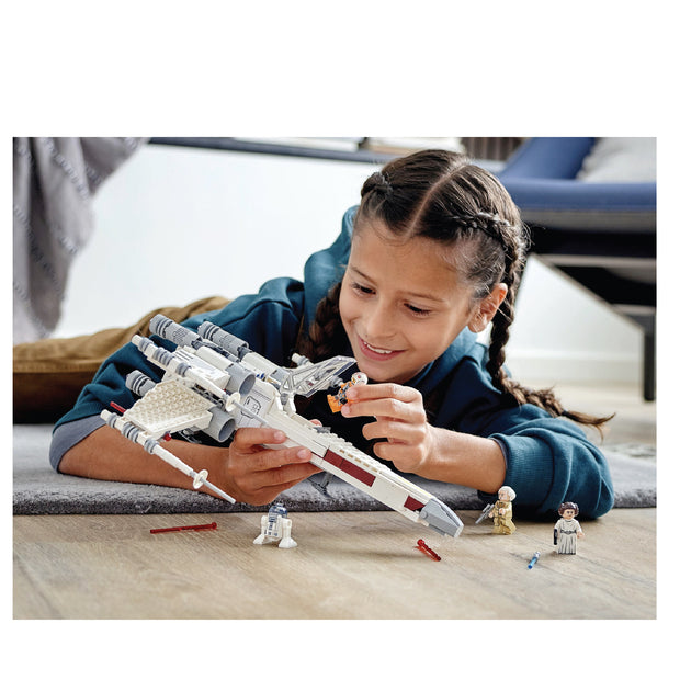 75301 Luke Skywalker’s X-Wing Fighter™