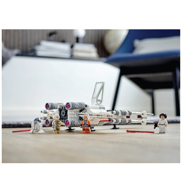 75301 Luke Skywalker’s X-Wing Fighter™