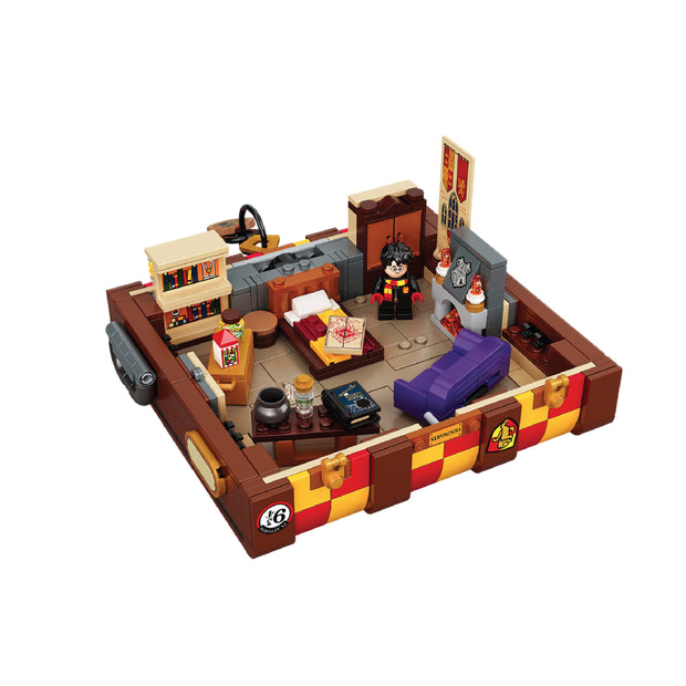 76399 Hogwarts™ Magical Trunk