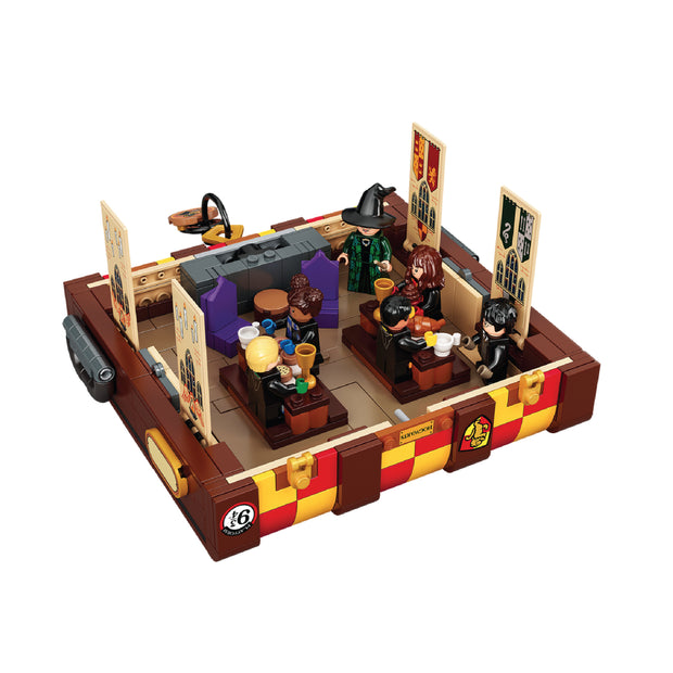76399 Hogwarts™ Magical Trunk
